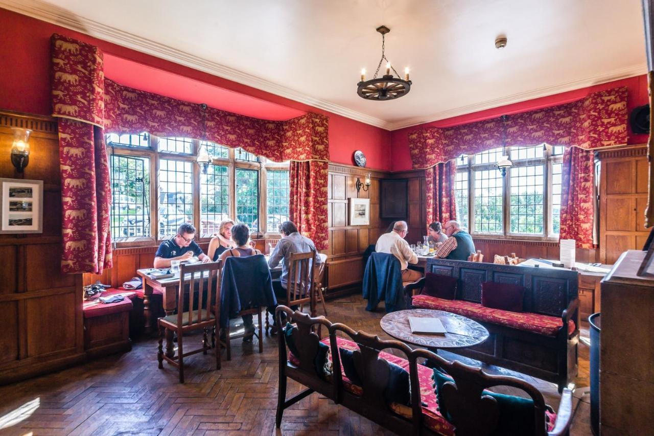 Amberley Inn Страуд Екстер'єр фото